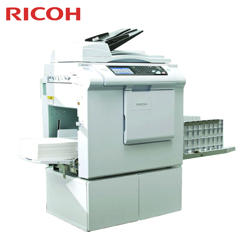 理光（Ricoh） DD 5450C 速印机 数码印刷机 全彩中文液晶触摸屏_http://www.szkoa.com/img/sp/225/c2661fbb-e98e-4371-817c-206845349703.jpg